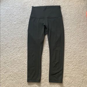 Lululemon wunder under size 4